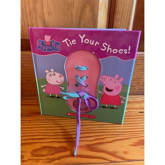 Peppa Pig Tie Your Shoes! Activity Book - Picture 1 of 3